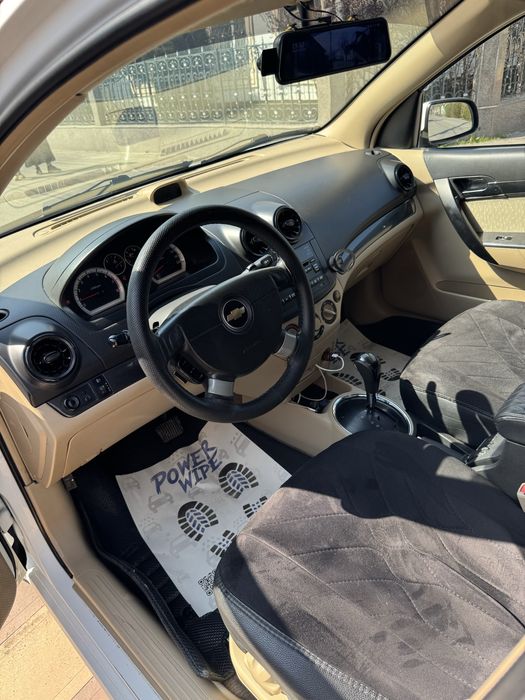 Срочна продаеться нексия 3