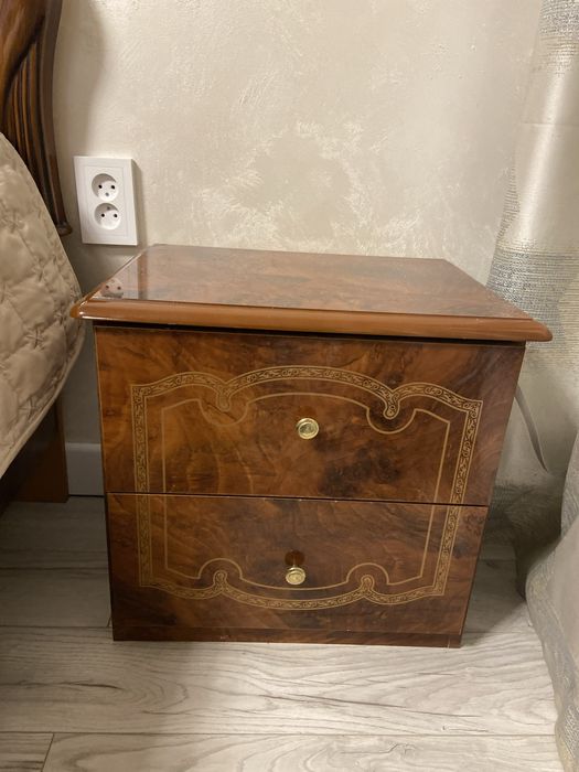 Продам спальную гарнитур