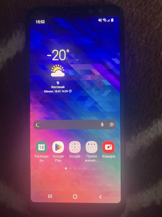 Galaxy A8 (2018) хорошим состояние