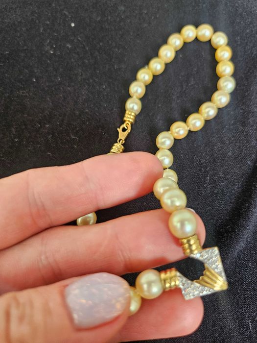 Colier perle autentice de Akoya cu broșa de aur 18kt si circonite