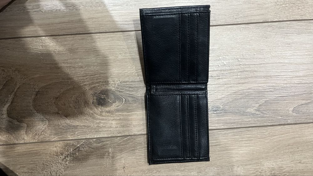 Кошелек.          .