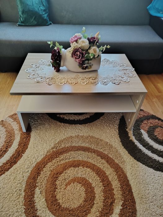 Mobila sufragerie și o masuta