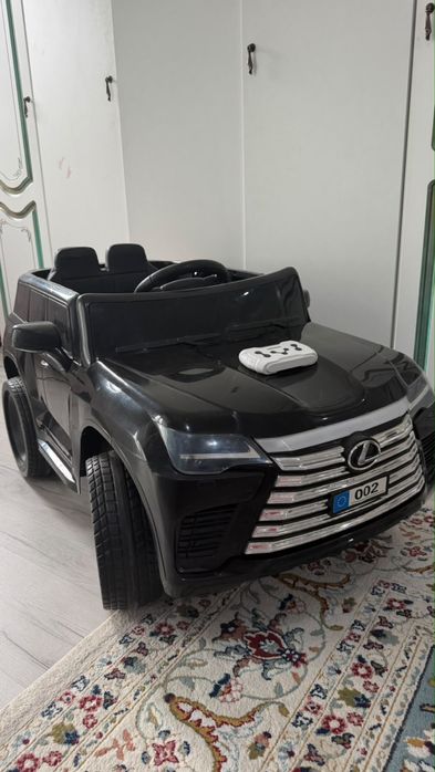 Детский электромобиль Lexus570