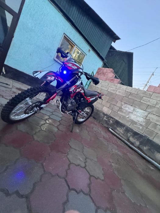 Мотоцикл Xinguizun z2