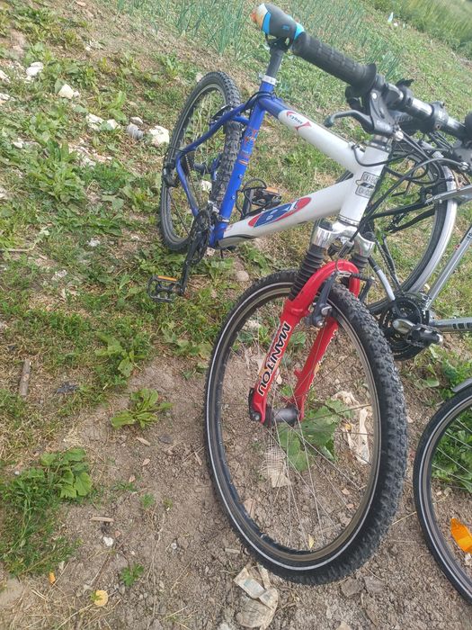 2 biciclete stare foarte buna preț 800 amândouq