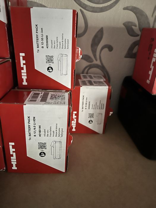 Filetanta Hilti SF2 -A12 cu ac. de 5 ah-Noua