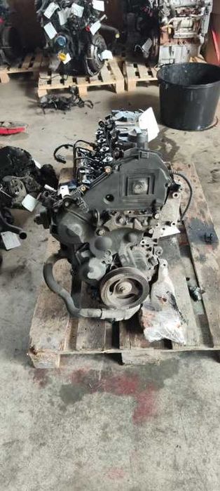 motor complet fara anexe Peugeot 208 1.4 HDI 8HR an 2013