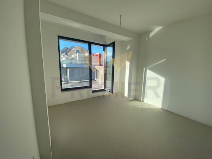 Продава се Четиристаен апартамент в София, Малинова долина - 226 кв.м за 1992 €/кв.м - Снимка #5