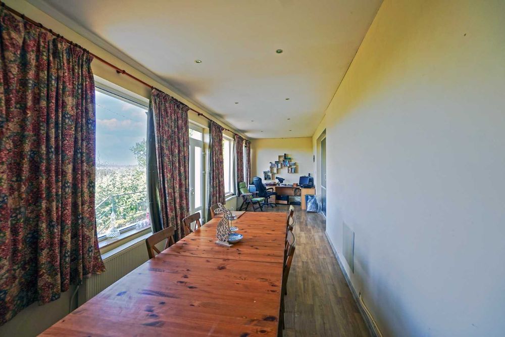 Продава се Къща в с. Тутраканци, Област Варна - 205 кв.м за 537 €/кв.м - Снимка #17