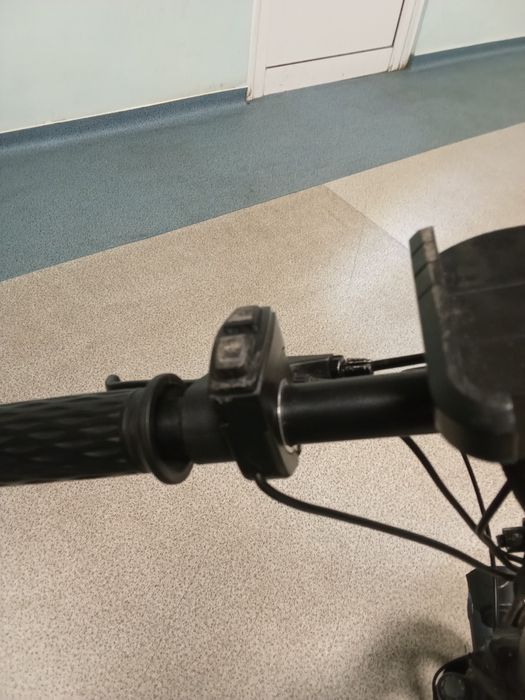 Продавам сгъваемо мини ел колело 14 инча  300 евро