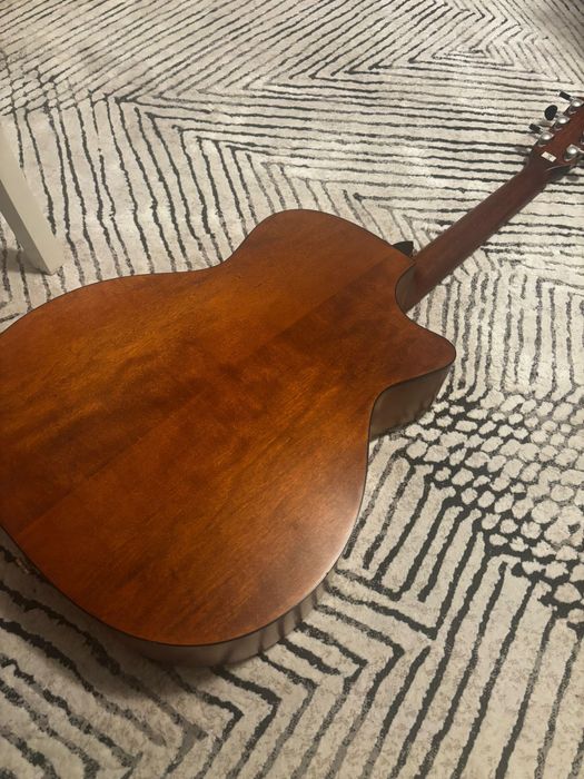 Baton Rouge AR21C Chitara electroacustica stangaci