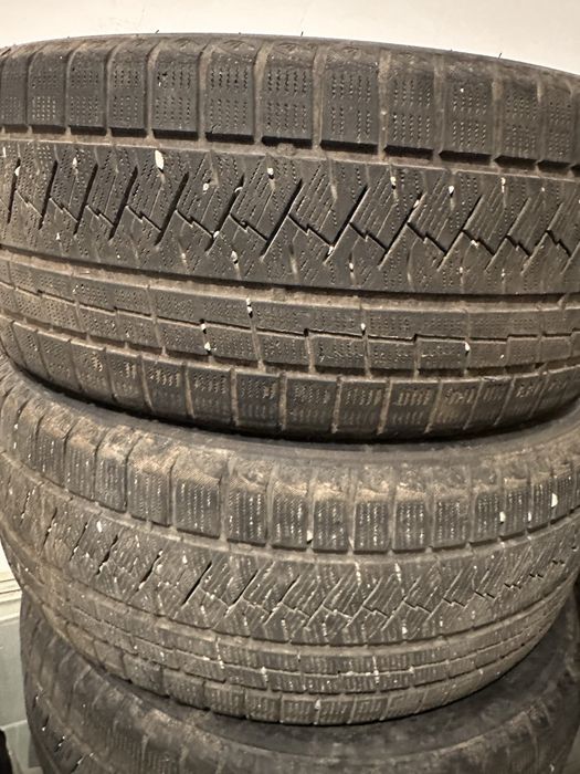 Шины 225/45/R18 ////////////////////////////////