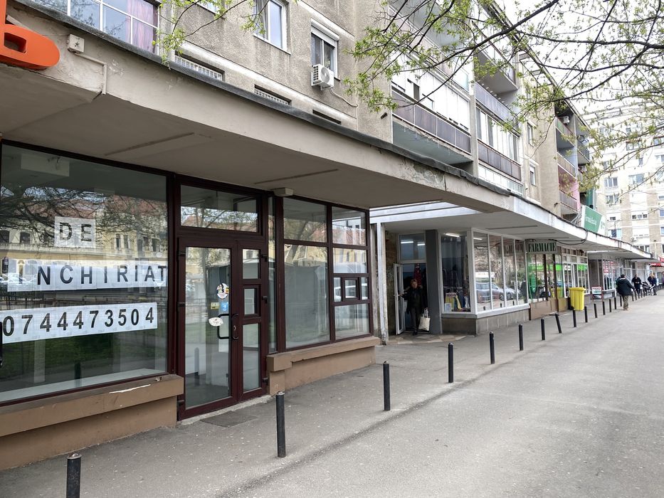 Inchiriez spatiu comercial zona garii Oradea Piata Bucuresti