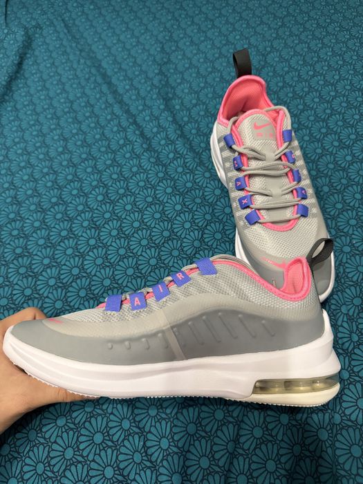 Nike airmax axis