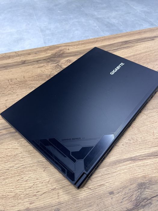 Игровой ноутбук GIGAGYTE G5