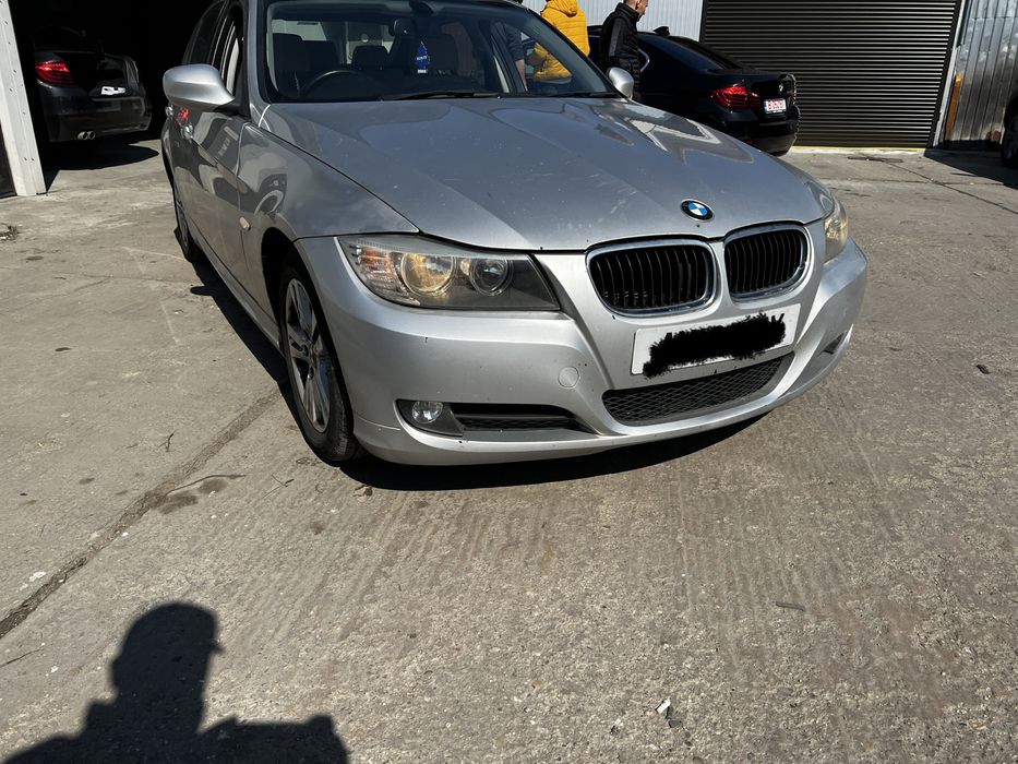 Aripa stanga aripa dreapta bmw e90 e91 usa stanga dreapta bmw e90 e91