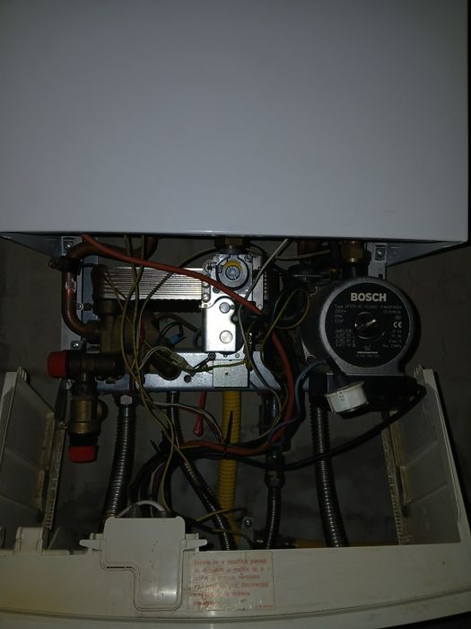 Centrala BOSCH, 24KW(3000W), tiraj forțat,  pt piese