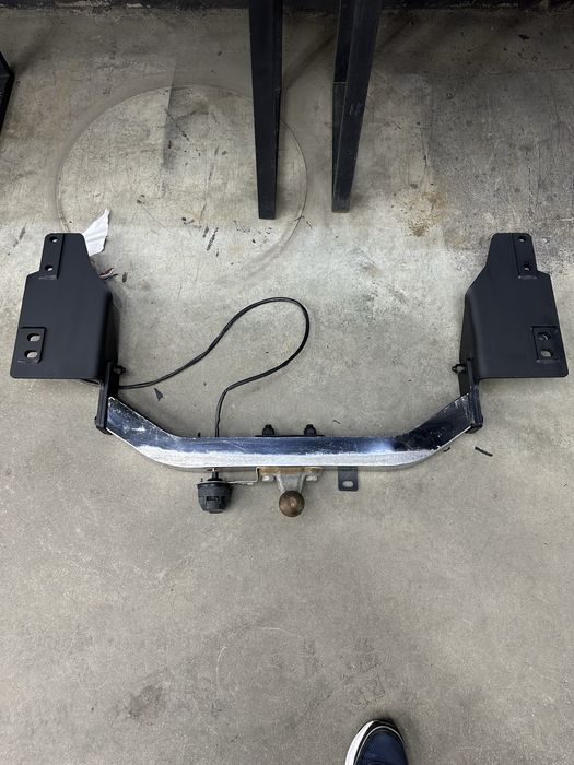 Фаркоп для Тойота прадо