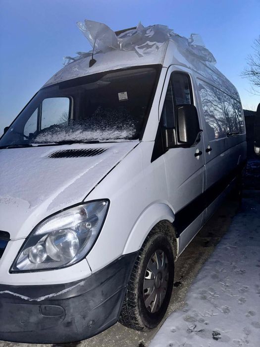 Dezmembrez mercedes