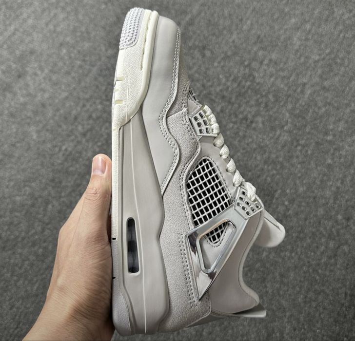 Jordan 4  “Frozen Moments”