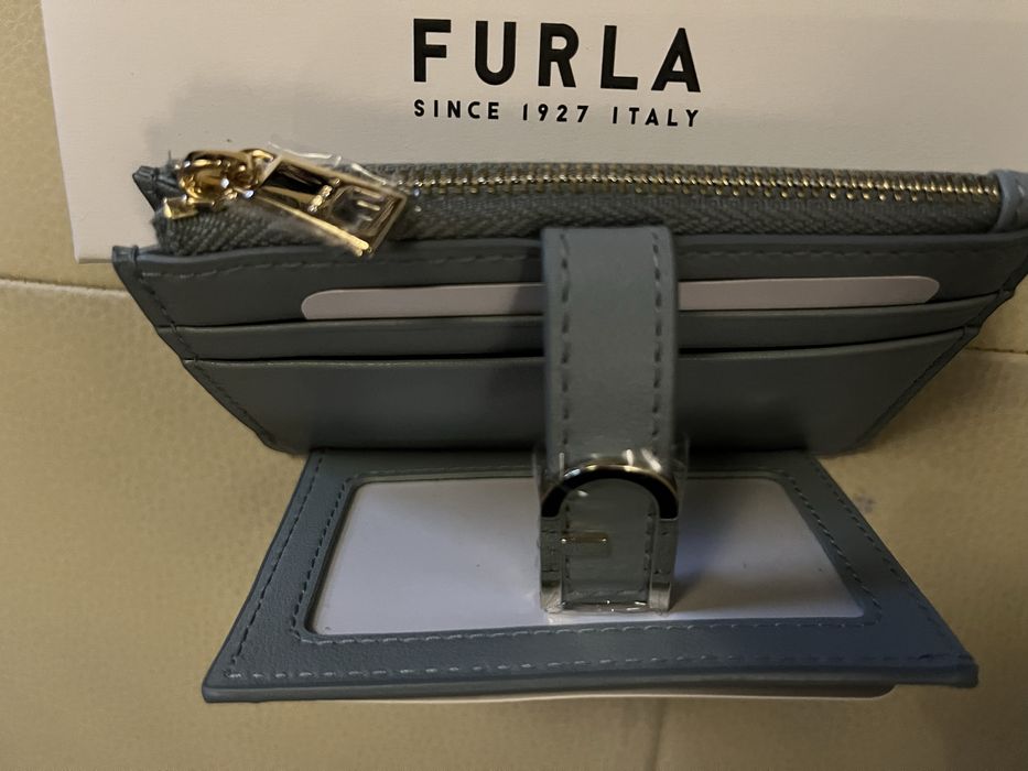 Продавам портфейл документи Furla