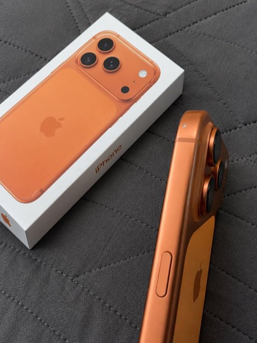 Apple iPhone 17 pro, 256 , 96%