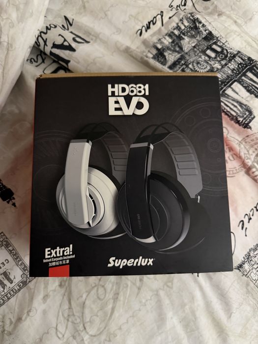 Слушалки HD681 EVO