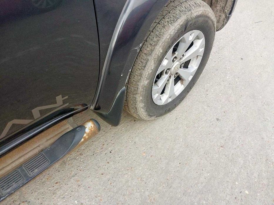 Dezmembrez Mitsubishi L200 2.5 Diesel 2012