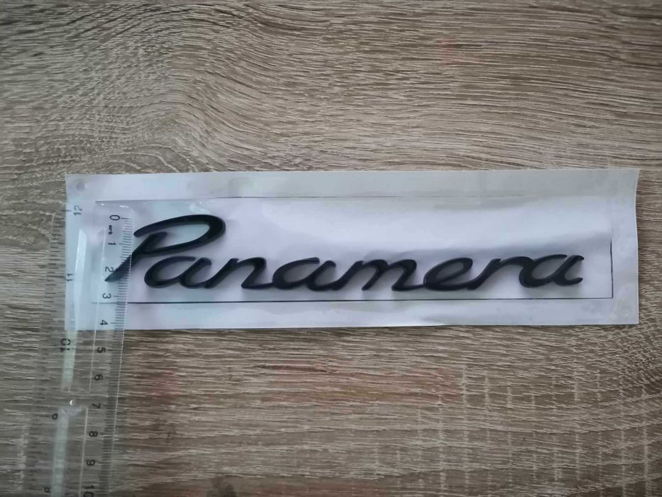 Порше Porsche Panamera черен надпис емблема
