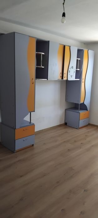 Vînd mobilier sufragerie/ stare foarte bună