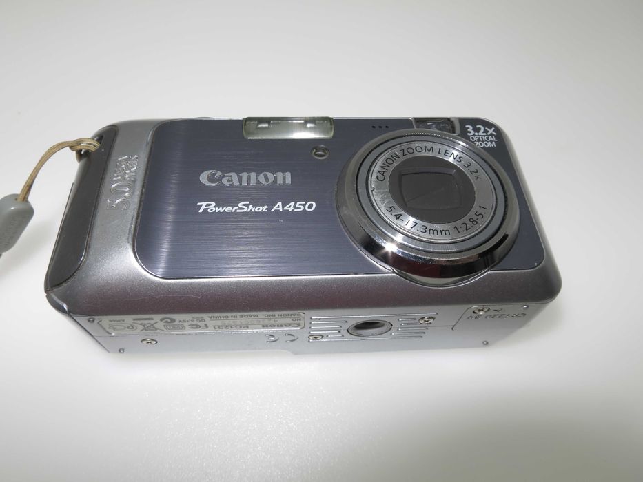 Canon PowerShot A450 компакен цифров фотоапарат, дигитална камера, в чудесно състояние - работи отлично!