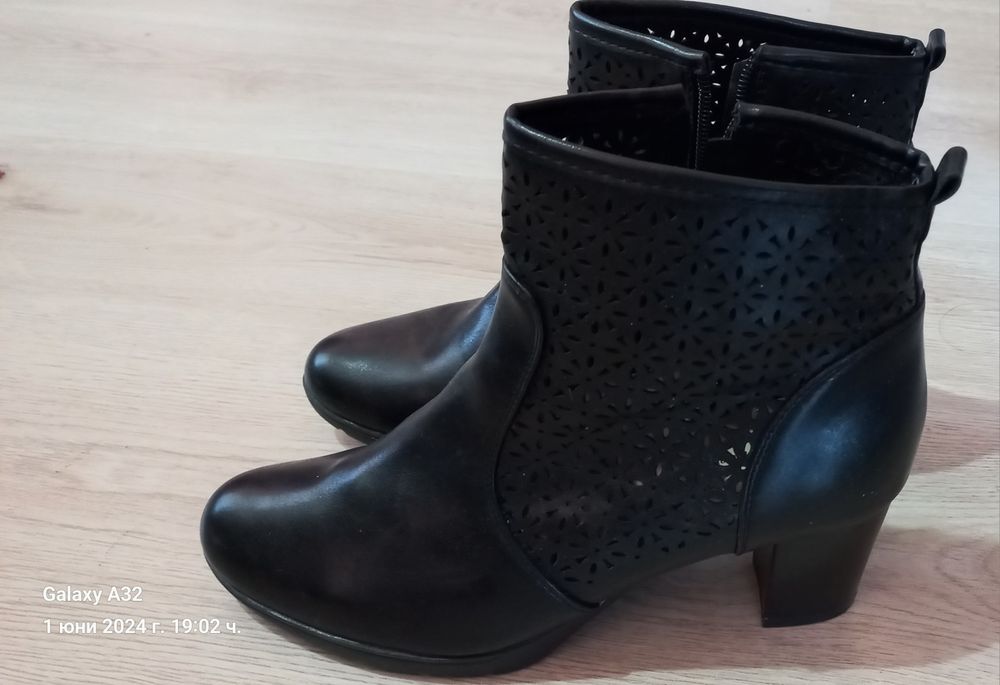 Кожени боти номер 39