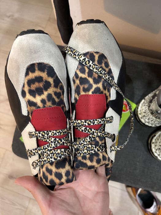 Steve Madden doar probați