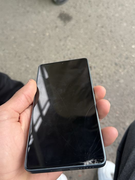 Redmi note 13pro 8+4 256