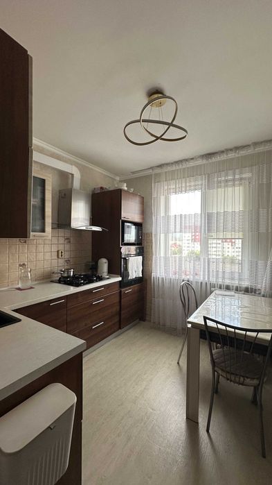 Продам 3 ком квартира РН Центр