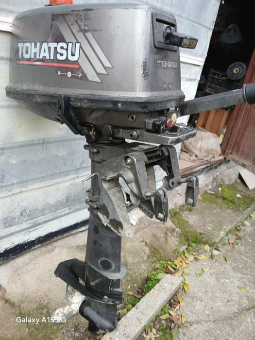 Бензинов мотор за лодка-Tohatsu