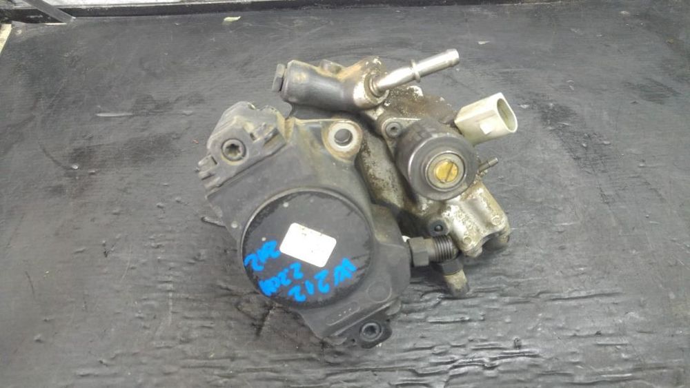 Pompa inalte mercedes c-class w204 e-class w212 2.2cdi a6510701201