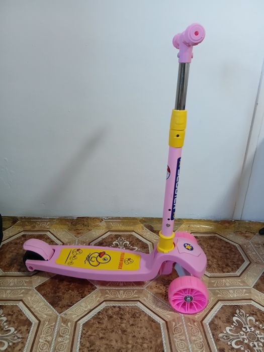 Продам  самокат.