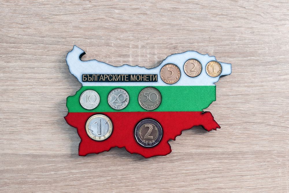 Поставка за български монети Българска карта с левове Уникален подарък