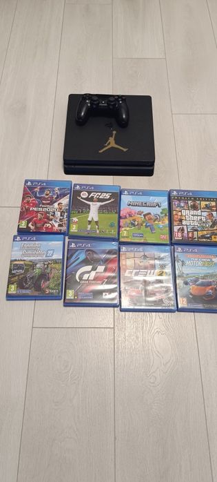PS4 cu jocuri.....