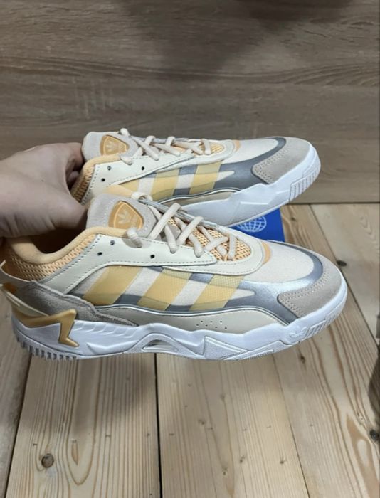 Vând Adidas Niteball II “Orange”