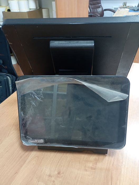 Продам моноблок. Не работает сэнсор