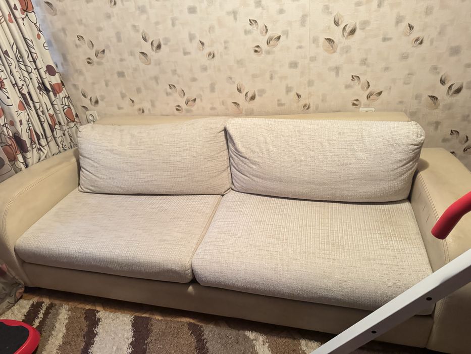 Диван, в хорошем состоянии
