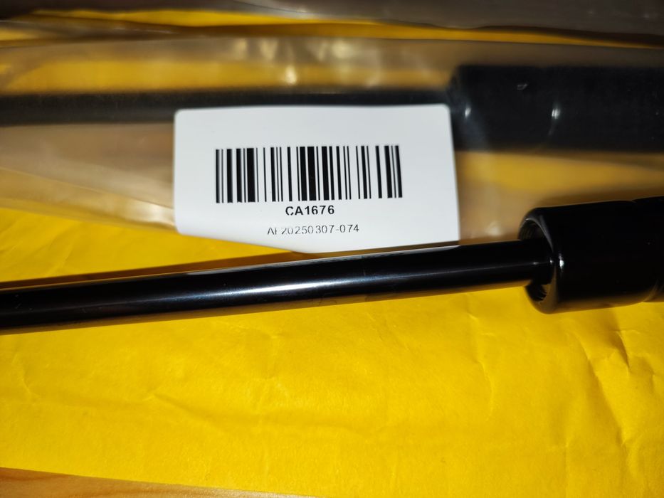 Нови амортисьори за преден капак за BMW 3 Series