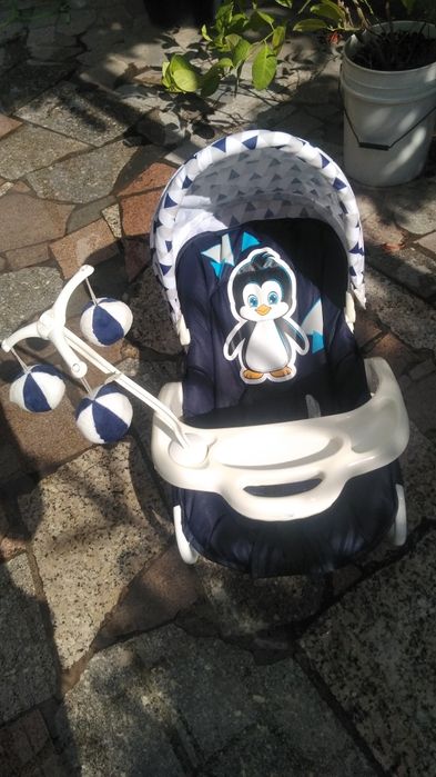 Продам качалку для малышей