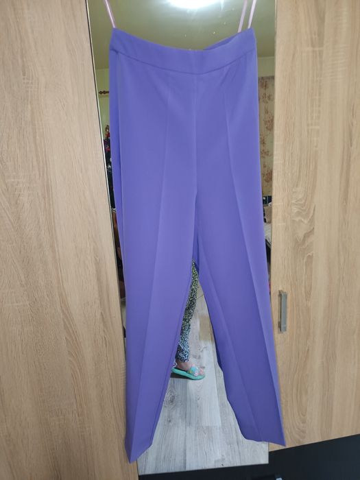 Vând Compleu/Costum de dama