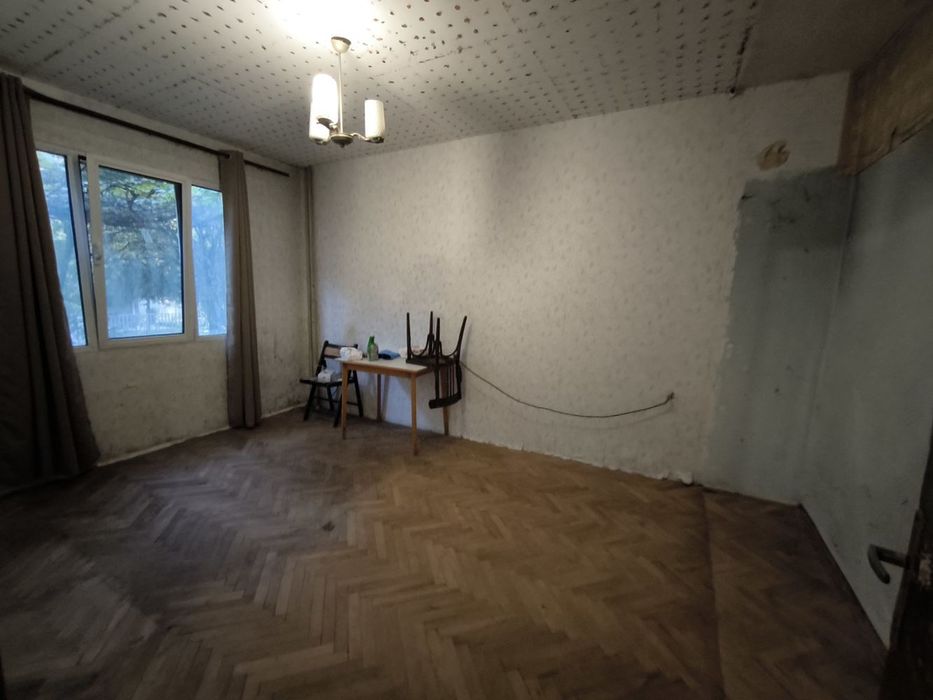 Продава се Тристаен апартамент в Пловдив, Въстанически - 79 кв.м за 1583 €/кв.м - Снимка #3