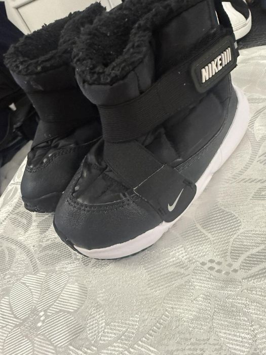 Бутуши Найк детски