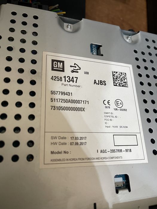 Срочно продается магнитофон от Spark состояние отличное