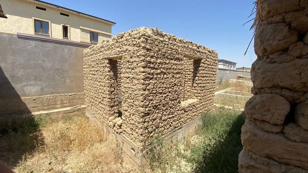 Uchastka sotiladi Narhini tepasida gaplashamiz